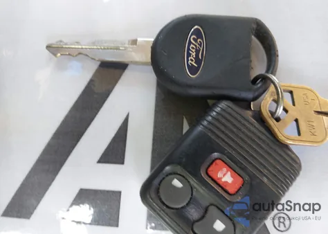 2004 Ford F-150 Lariat/Xlt from USA, damaged, VIN 1FTPW12564KA59494